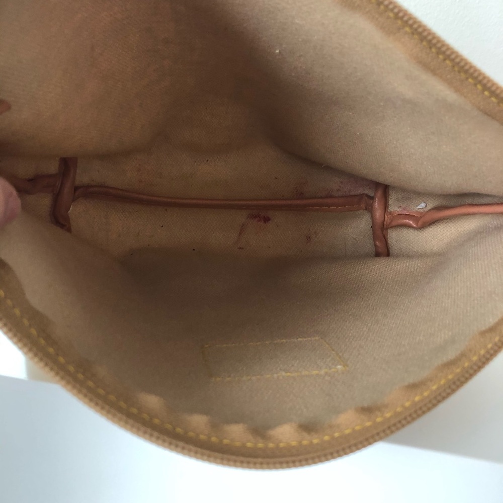 Alviero Martini Pouch - Picture 10 of 12